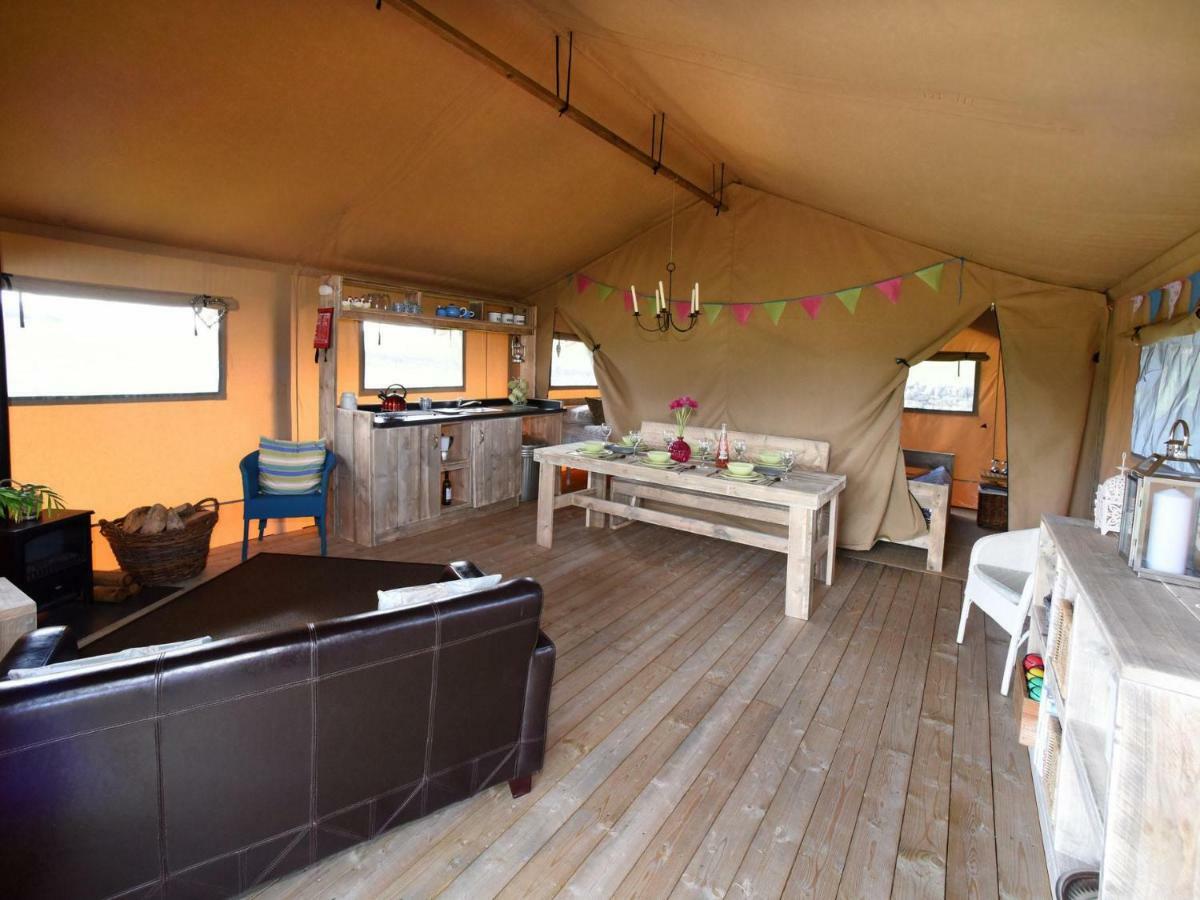 Carr'S Hill Luxury Safari Tents Denny ภายนอก รูปภาพ